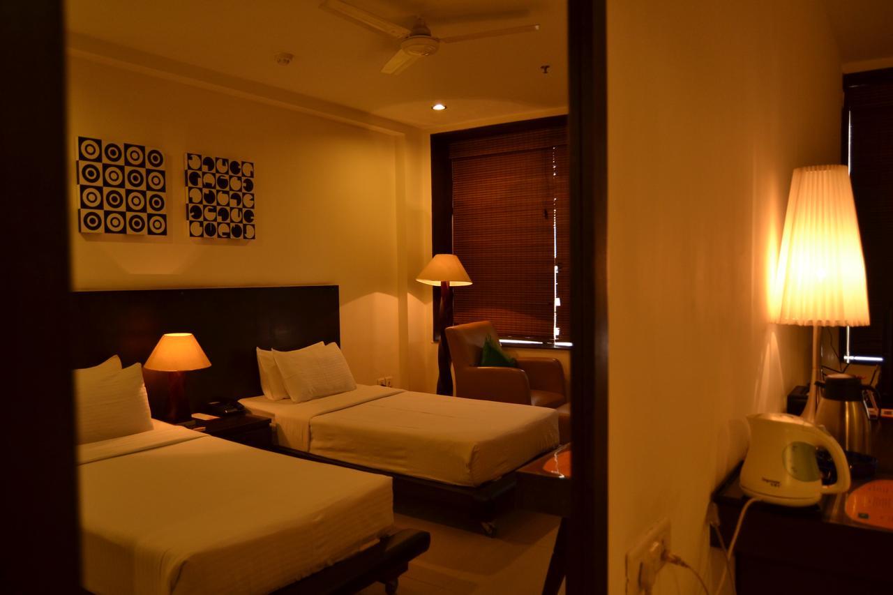 The Seventeen Degrees Hotel Dhanbād Buitenkant foto